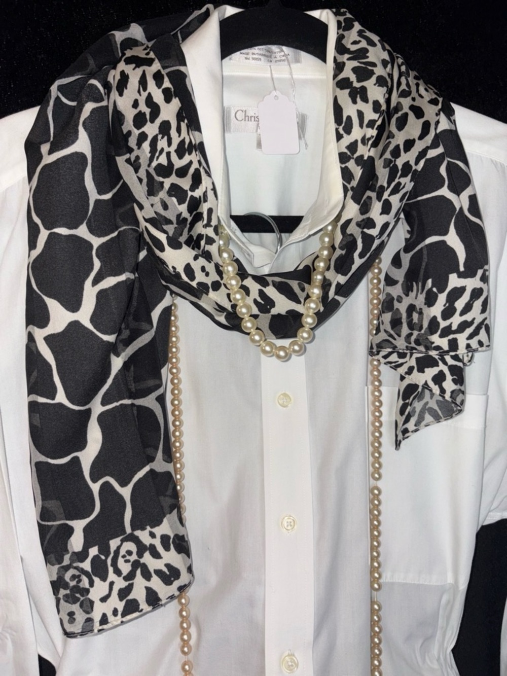 Animal Print Lightweight Oblong Scarf OS Black White Leopard Giraffe Sheer EUC